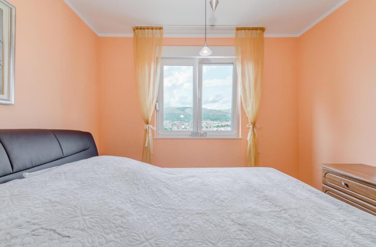 The Best Old Town View Apartment, 5 Min Walk, Parking Trogir Ngoại thất bức ảnh